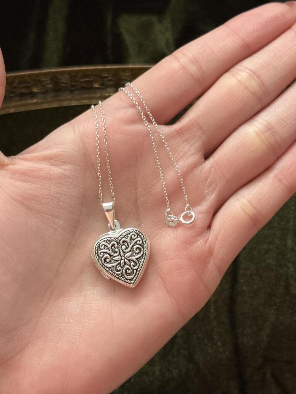 Vintage 925 Silvertone locket